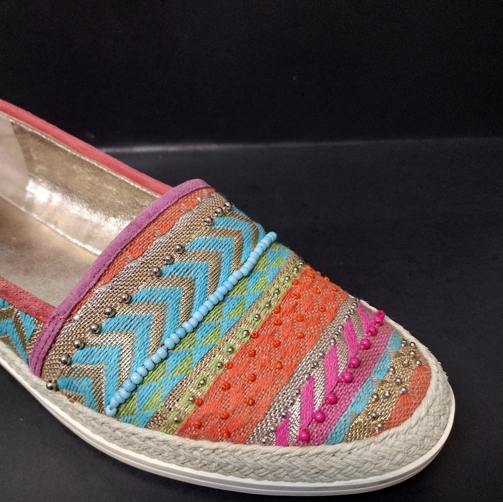 - DONALD PLINER -  MULICOLOR BEADED ESPADRILLE LOAFERS WOMEN'S SHOES SIZE :7M - Picture 4 of 12